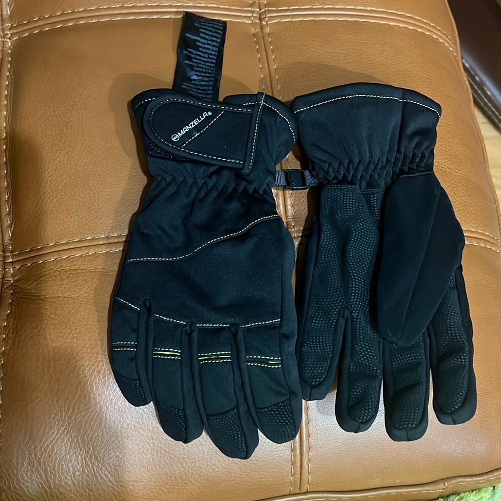 Manzella  Half Pipe Ski Gloves. Sz L